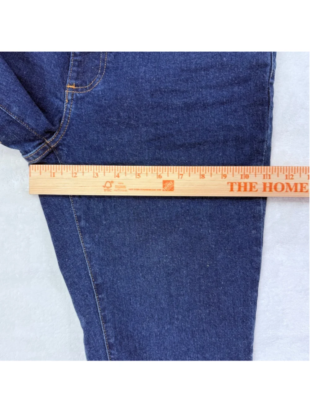Men's LL Bean Blue Standard Fit Straight Jeans 30x32